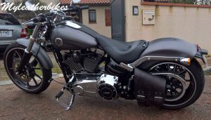 SO04 Veg Antique Sacoche Softail Breakout (3)